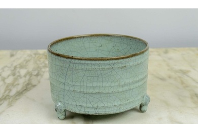 A CHINESE SONG STYLE RU WARE BOWL, in blush green craquelure...