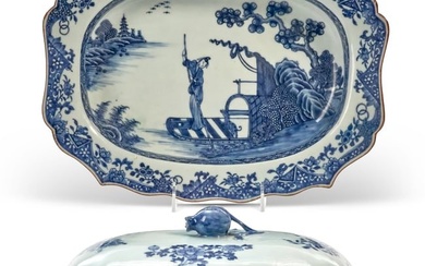 A Chinese porcelain covered tureen and oval bowl