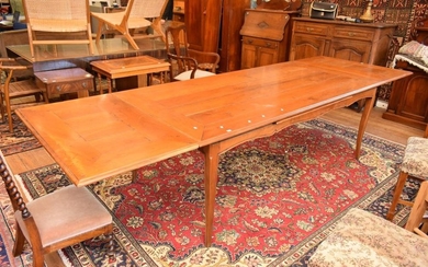 A FRENCH PROVINCIAL STYLE EXTENSION DINING TABLE WITH SABRE LEGS 77H x 214W x 108cmD (PLEASE NOTE THIS ITEM MUST BE REMOVED BY CLIEN...