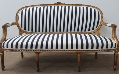 A GILT FRAMED FRENCH STYLE PARLOUR LOUNGE