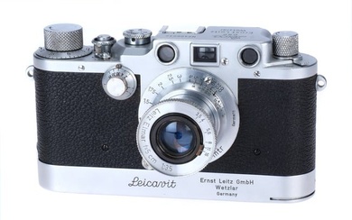 A Leica IIIc Rangefinder Camera