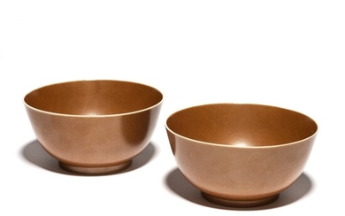 A PAIR OF CHINESE CAFE-AU-LAIT GLAZED BOWL