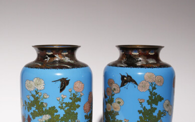 A PAIR OF JAPANESE CLOISONNE VASES