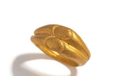 A Roman Gold Double Finger Ring