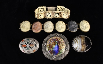 A Small Collection of Antique Jewellery to include; A large porcelain peacock brooch mounted on silv