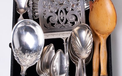 A lot of American sterling and European silver flatware, including (10) Georgian sterling dessert