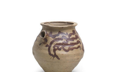 A rare Pingsdorfer earthenware pot (Kugelbauchkanne), 10th - 12th century