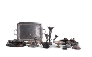 AN ASSORTED COLLECTION OF SILVERPLATED WARES, including a 1...