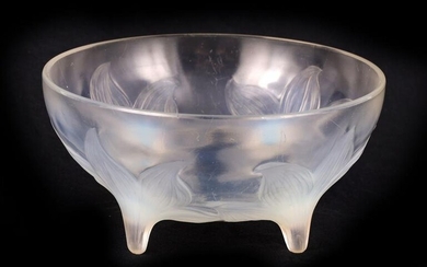 AN R LALIQUE 'LYS' CLEAR OPALESCENT GLASS BOWL with a