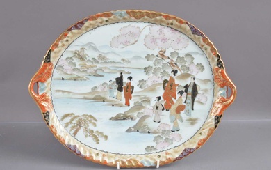 An early 20th Century Japanese Satsuma porcelain tray