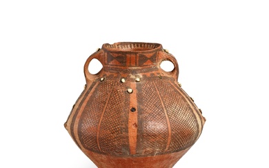 An inlaid painted pottery jar, Majiayao culture, Machang phase, c. 2200-2000 BC 馬家窰文化 馬廠類型 嵌寶彩陶罐
