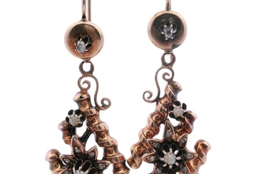 Antique Low Gold Earrings with Diamonds and Pealrs