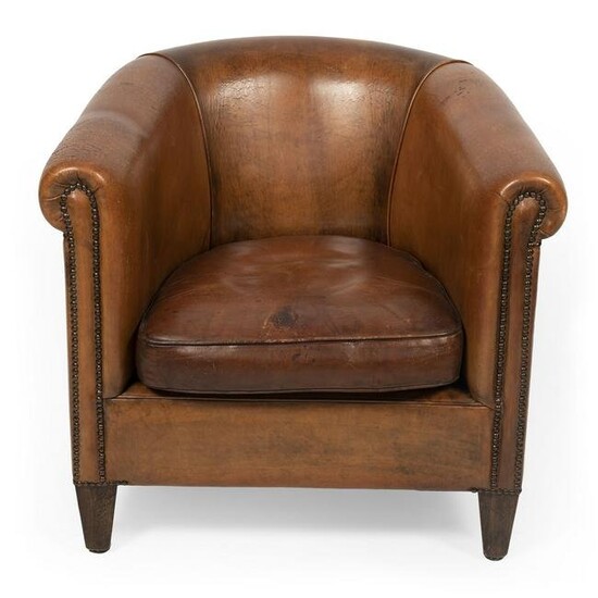 BROWN LEATHER UPHOLSTERED CLUB CHAIR Mid-20th Century