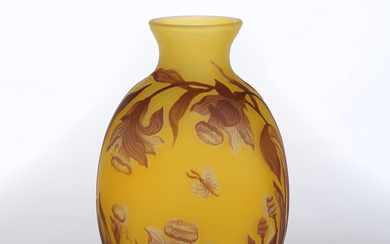 CRISTIRO, RUMÄNIEN. Vase in the style of art nouveau. 20th century dating.