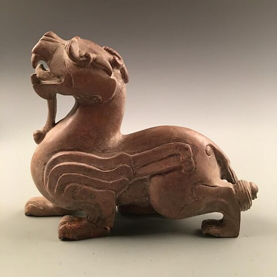 Chinese Archaic Jade 'Rui Shou' Figure