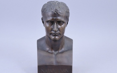D'après Antonio Canova (1757-1822), Buste de Napoléon Ier