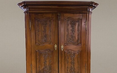 Franconian baroque cabinet, Bamberg area, around 1760, solid...