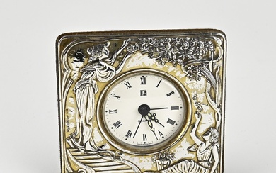 Horloge en argent, style Art Nouveau, 925/000. Support carré avec une horloge ronde à quartz....