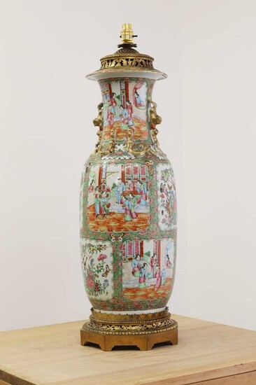 Lampe de table en vase en porcelaine exportée, fin du 19e siècle, chinoise, Canton, de...