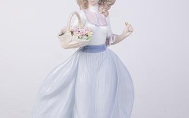 Lladro Woman with Flowers Porcelain Figurine