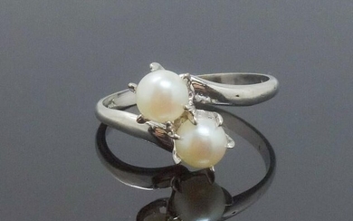MCM 1950s/60s 14k White Gold Double Pearl Bypass Ring