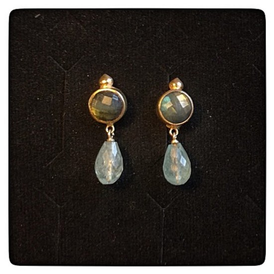Natascha Trolle: A pair of ear pendants each set with a green beryls and a briolette-cut aquamarine mounted in gold plated sterling silver. L. 2.8 cm. (2)