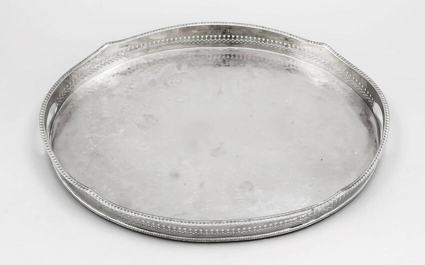 Oval tray, 20th century, plated, on 4 feet, gallery