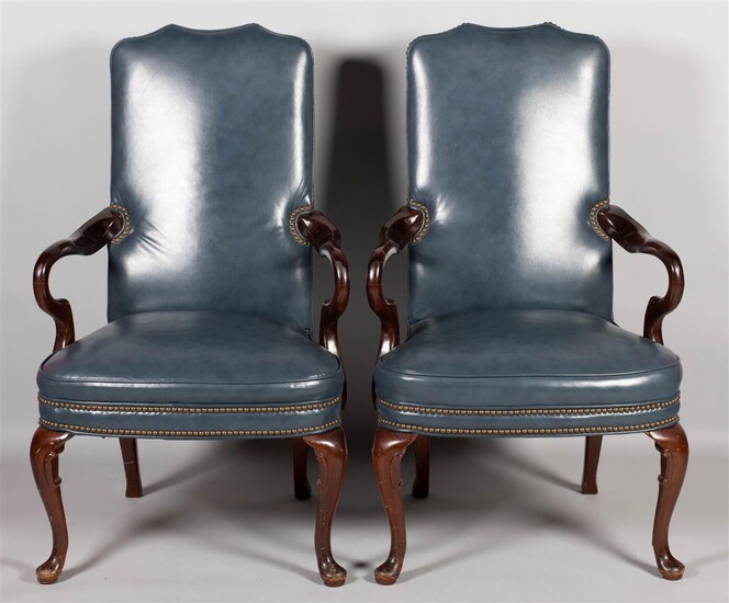 PAIR OF QUEEN ANNE STYLE MAHOGANY ARMCHAIRS