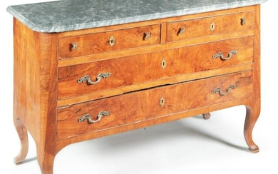 PROVINCIAL MARBLE TOP CHEST OF DRAWERS.