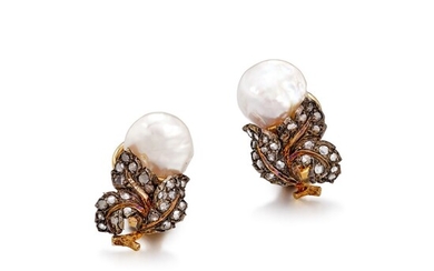 Pair of Pearl and Diamond Earrings | 布切拉迪 | 珍珠 配 鑽石 耳環一對, Buccellati
