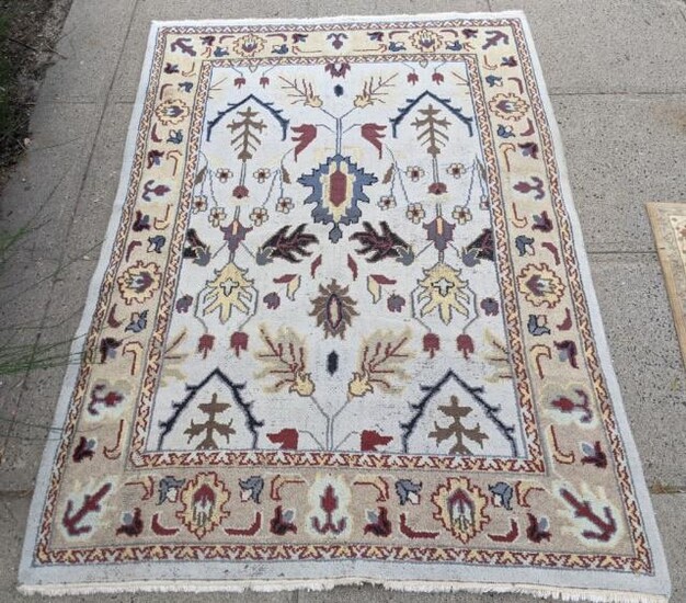 Persian Hand Knotted Floral Carpet