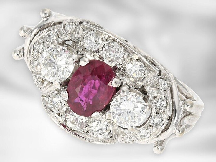 Ring: high-quality, white-gold vintage ruby/brilliant gold ring, approx. 1,1ct diamonds