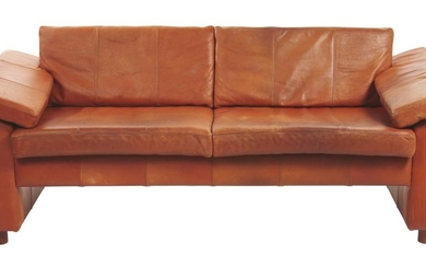 STOUBY LEATHER SOFA