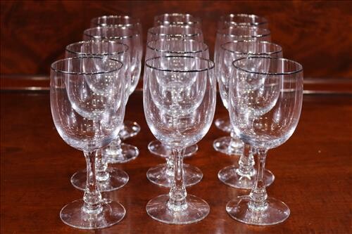 Set of 15 signed Fostoria wine glasses