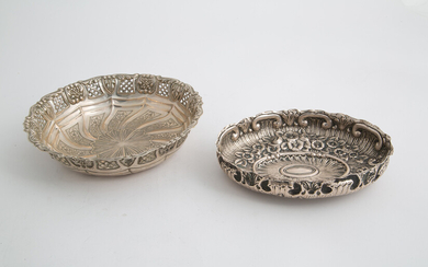 Two silver bowls, gr. 700 ca. 20th century
