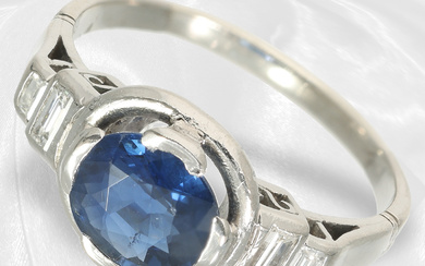 Vintage platinum sapphire/diamond goldsmith ring