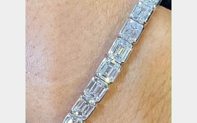 16.83 Ct Diamond Tennis Bracelet