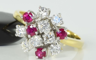 18 kt. Gold - Ring - 0.80 ct Diamond - 0.52 ct Ruby - Excellent Condition