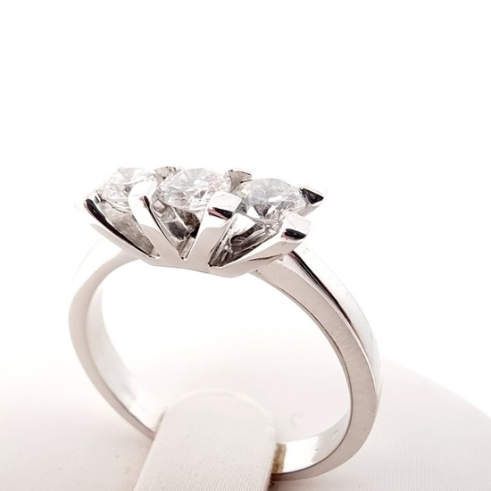 18 kt. White gold - Ring - 0.67 ct Diamond