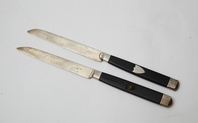 21-Twelve silver-bladed fruit knives Second Cocker's Punch (1809-1819)...