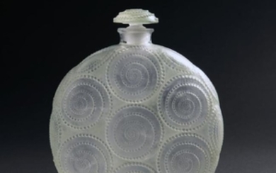 Rene Lalique, 'Relief' flacon for Forvil, 1924