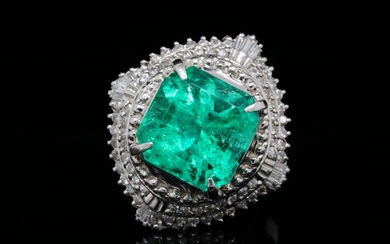 7.70ct Emerald, 0.80ctw Diamond & Platinum Ring