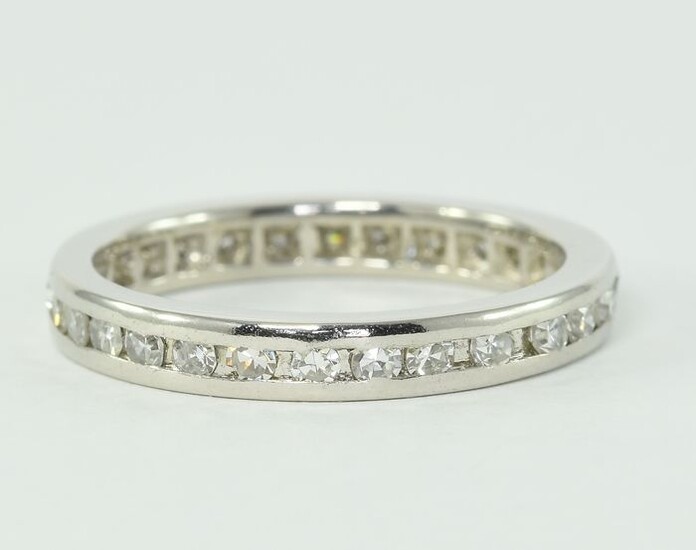 950 Platinum - Ring - 0.76 ct Diamond
