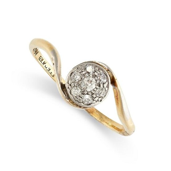 A DIAMOND CLUSTER DRESS RING in 18ct yellow gold, the