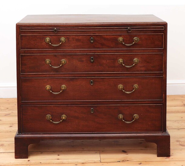 A George III mahogany caddy-top chest of drawers
