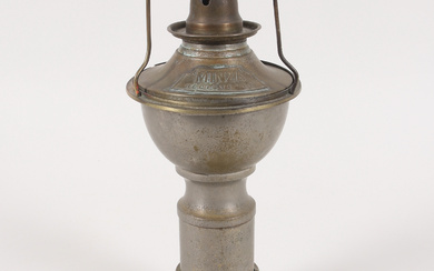 KEROSENE HEATER, for tea pots, "Minza", Hitchcock lamp, B. Cars, Venus Lamp Works, London, late 19th century.