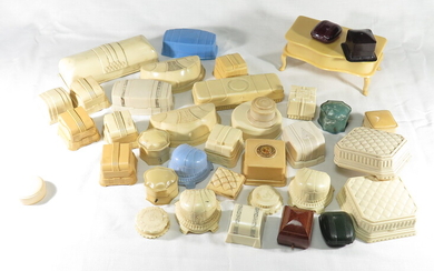 A QUANTITY OF CELLULOID JEWELLERY BOXES