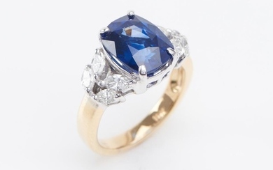 A ROYAL BLUE SAPPHIRE AND DIAMOND RING