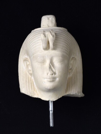 A VINTAGE EGYPTIAN CLAY PHARAOH HEAD, ARSINOE II