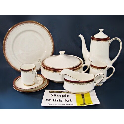 A collection of Royal Albert Holyrood pattern dinner and cof...